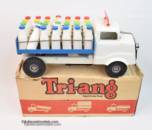 Tri-ang Milk Lorry Very Near Mint/Boxed