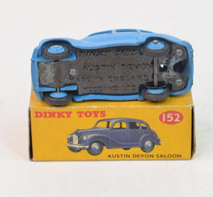 Dinky Toys 152 Austin Devon Virtually Mint/Boxed (Mid blue)