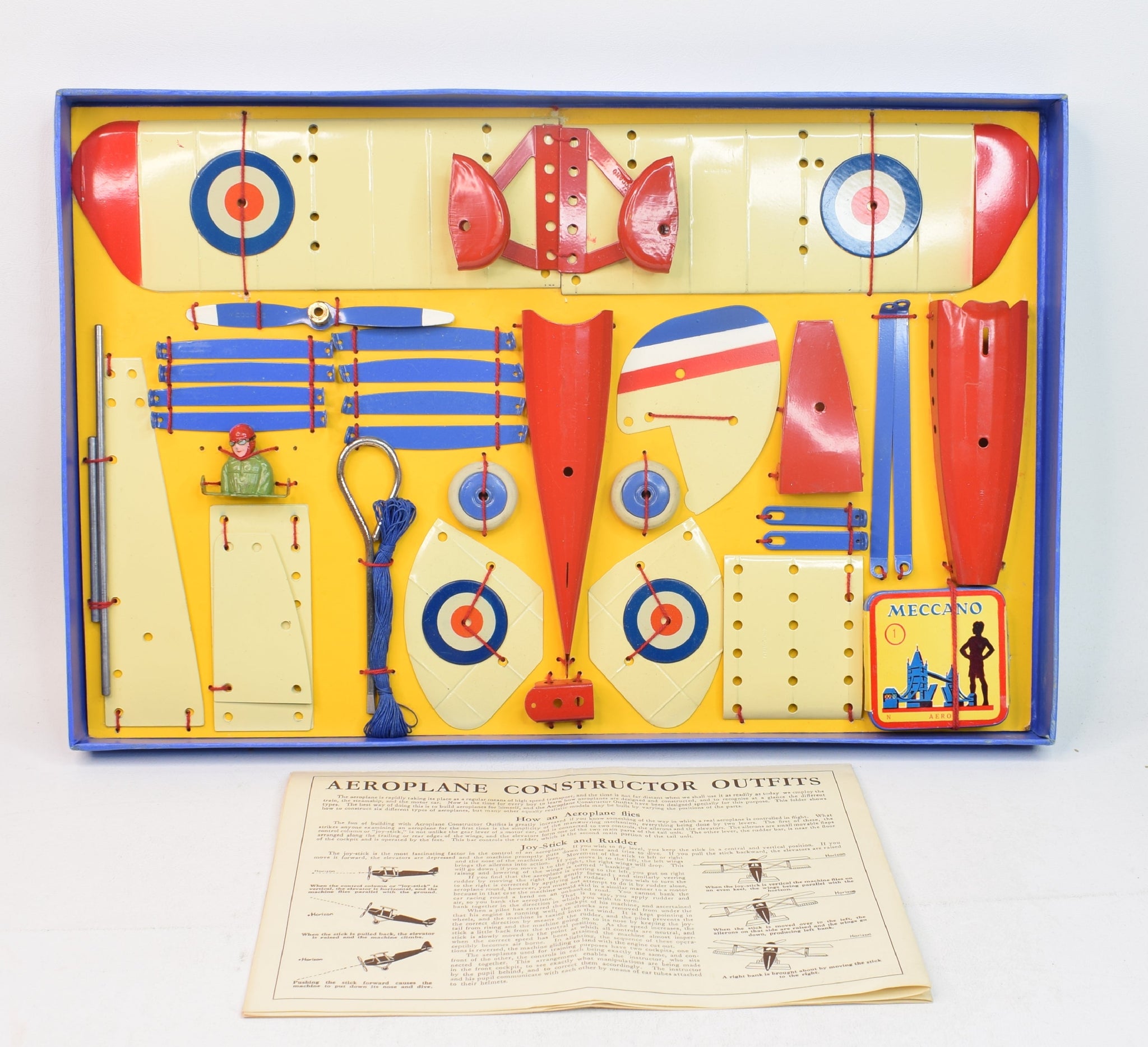 A Meccano Aeroplane Constructor Kit No 0, boxed See illustration A Meccano Aeroplane Constructor Kit No 0, boxed See illustration