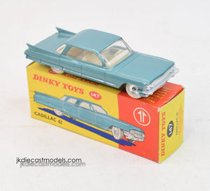 Dinky toy 147 Cadillac 62 Virtually Mint/Boxed (Off white interior)