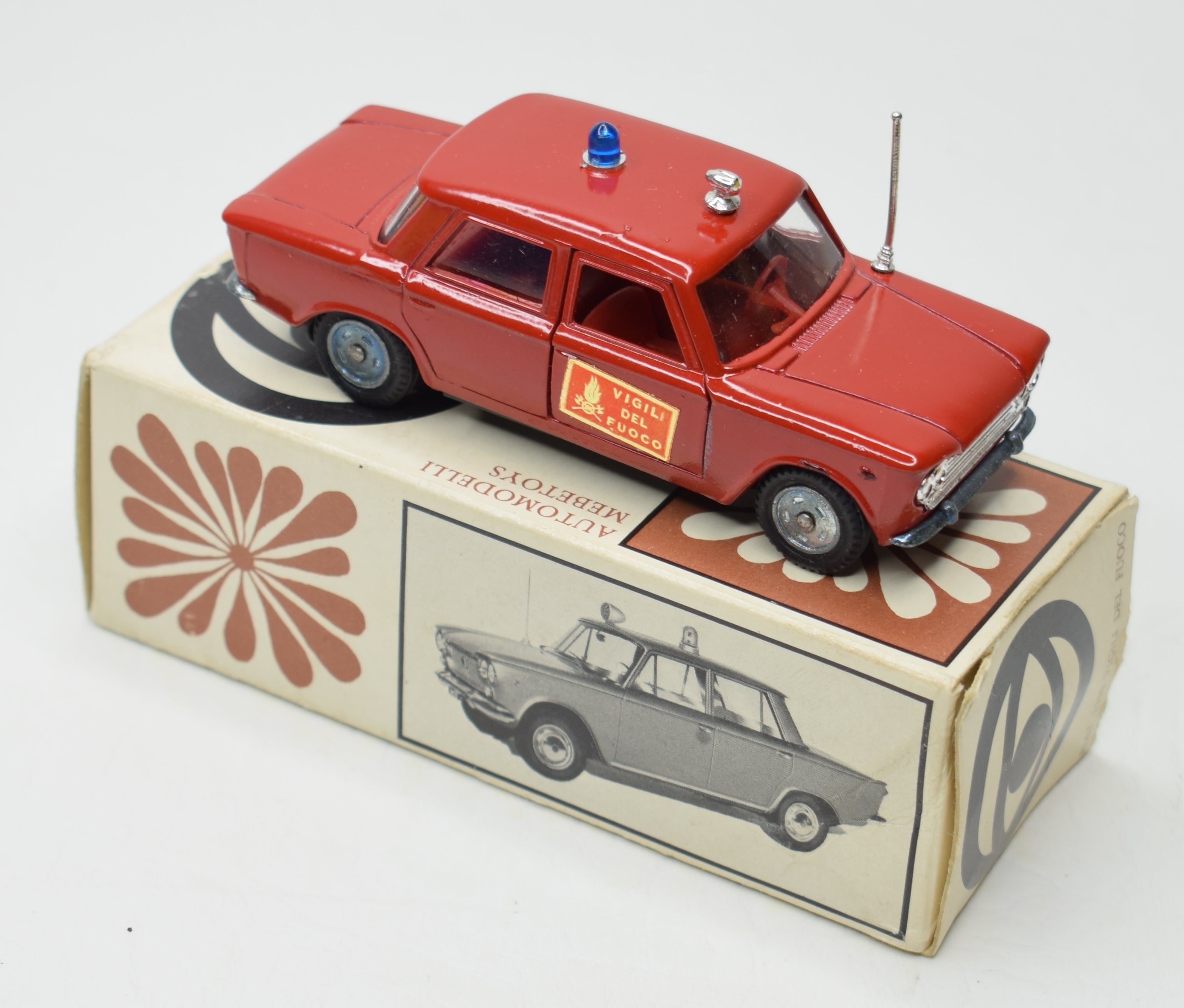 MEBETOYS (メーベトイズ）1/43 a2 FIAT 1500 フィアット 1500 - ミニカー