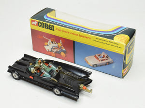 Corgi toys 267 Batmobile Virtually Mint/Boxed (Gold Rollcage & dash)