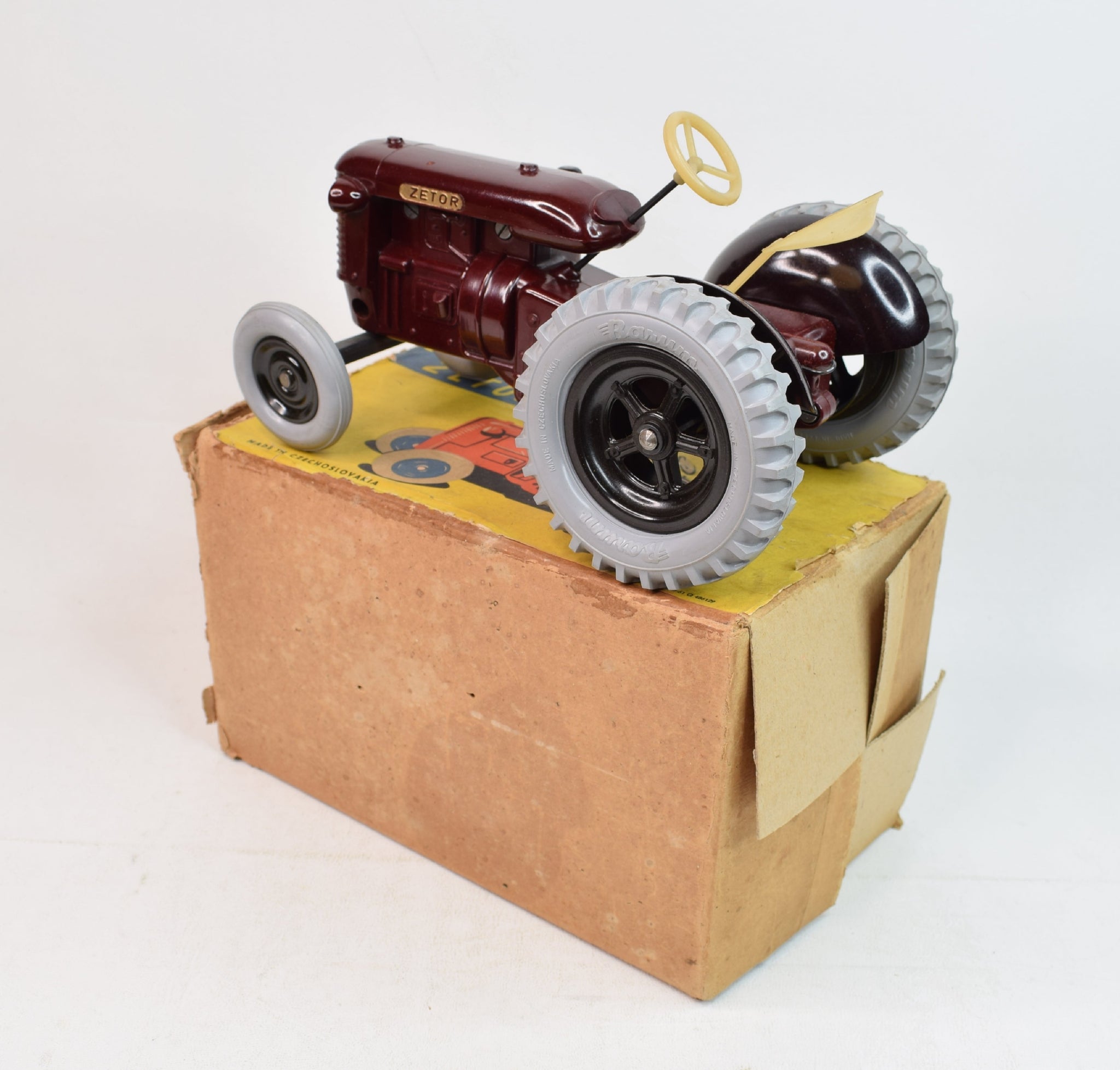 Zetor 25 Virtually Mint/Boxed 'Monaco' Collection – JK DIE-CAST MODELS