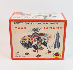 YONEZAWA - BATTERY OPERATED REMOTE CONTROL TINPLATE MOON EXPLORER M-27