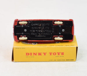 French Dinky Toys 24A/520 Chrysler 'New Yorker' Very Near Mint/Boxed (Concave hubs)