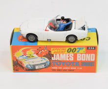 Corgi toys 336 James Bond Toyota Virtually Mint/Boxed (Gold bumpers)