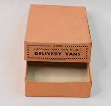 Dinky toys 28/1 Type 2 delivery van trade box