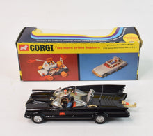 Corgi toys 267 Batmobile Virtually Mint/Boxed (Clear screens)