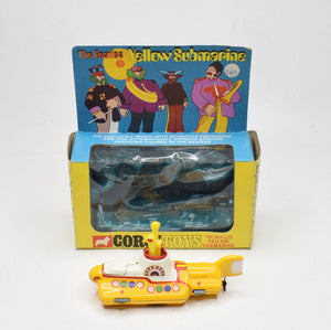 Corgi Toys 803 Yellow Submarine Near Mint/Boxed (White & Yellow hatch)