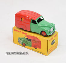 Dinky Toys 470 Austin 'Shell & B.P' Very Near Mint/Boxed