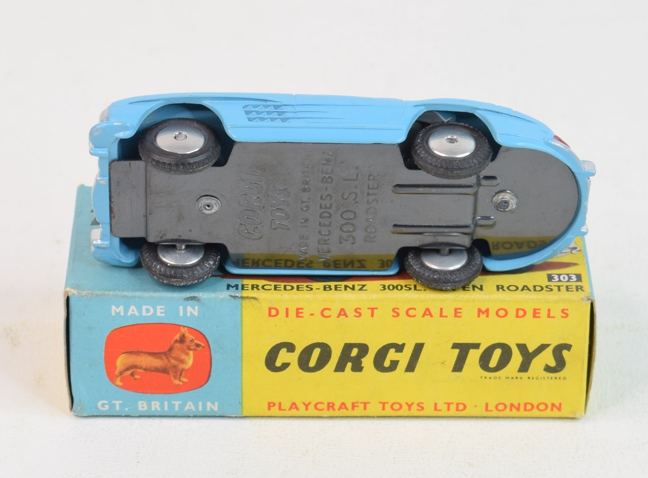Mercedes-Benz 300 SL Open Roadster (303S) – Corgi Model Club USA