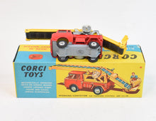 Corgi toys 64 Working conveyor Virtually Mint/Boxed