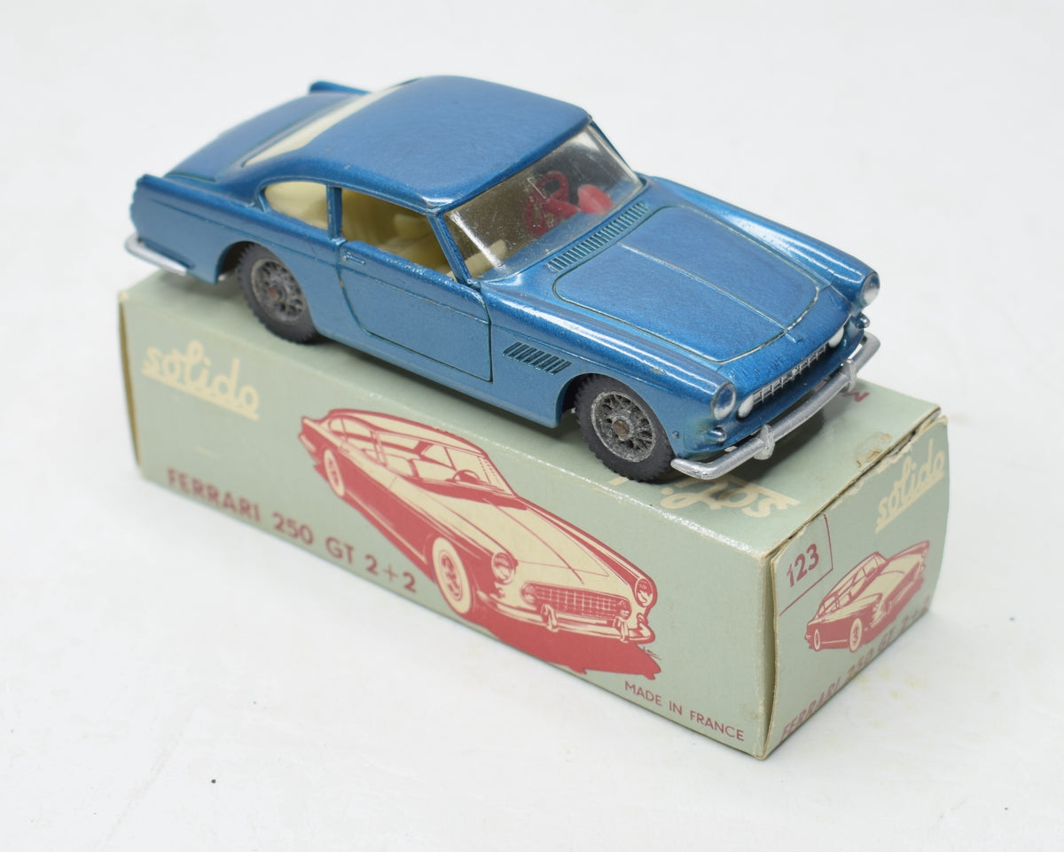 Solido 123 Ferrari 250 GT 2+2 Very Near Mint/Boxed (1st type)