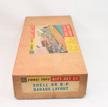 Corgi toys Gift set 25 Shell or BP Garage layout Virtually Mint/Boxed