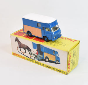 French Dinky 571 Saviemde chevaux de courses Virtually Mint/Boxed