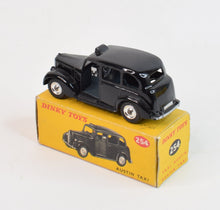 Dinky toys 254 Austin Taxi Very Near Mint/Boxed