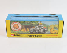 Corgi toys Gift set 8 Lions of Longleat Virtually Mint/Boxed (Shaped spun hubs)
