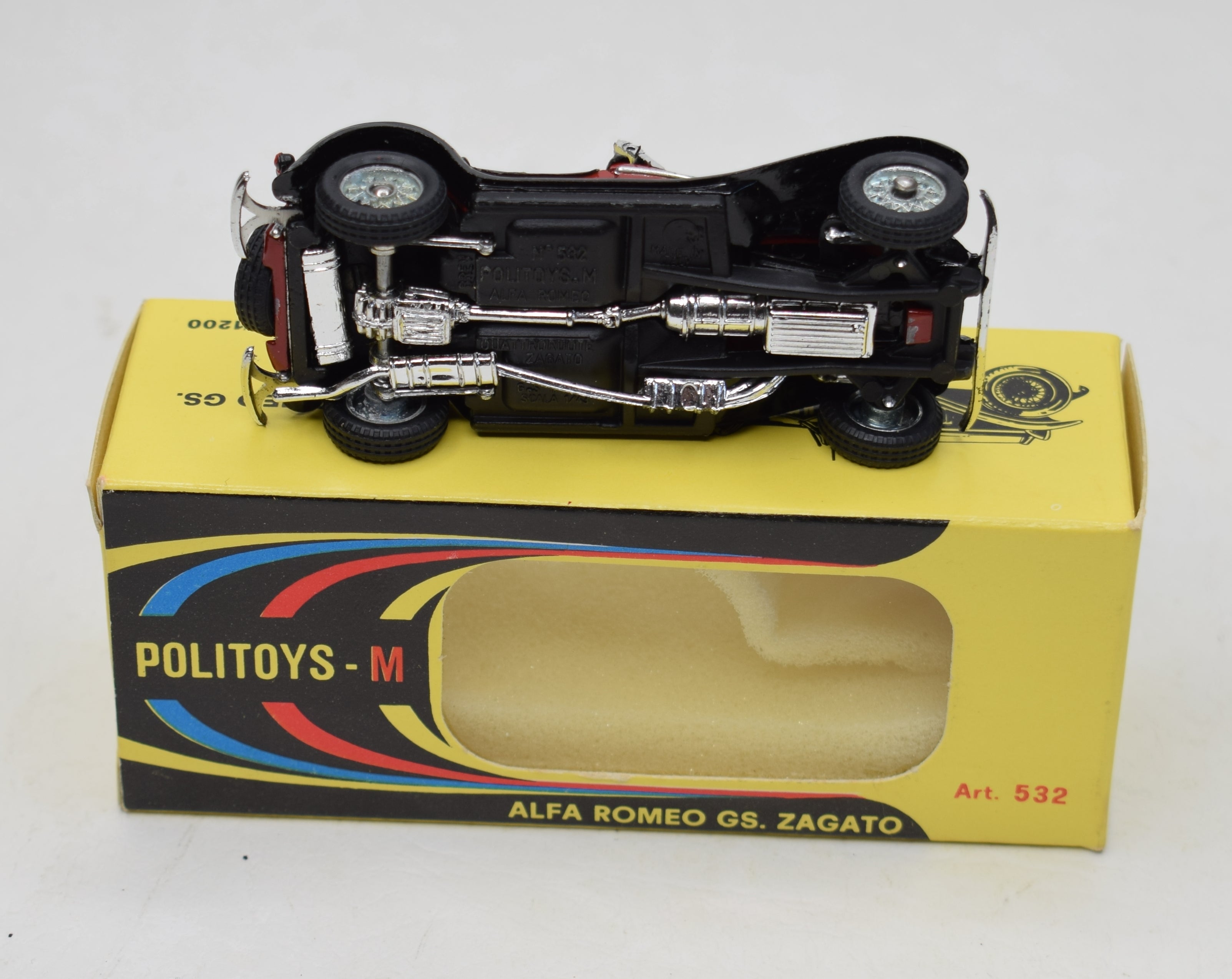 Alfa Roméo 2600 SZ, Politoys série M n° 530, rouge métallisé, sans boîte Alfa Roméo 2600 SZ, Politoys série M n° 530, rouge métallisé, sans boîte