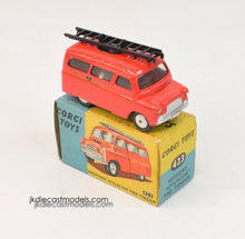 Corgi toys 423 Bedford 'Utilecon' Fire Tender Virtually Mint/Boxed