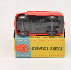 Corgi toys 423 Bedford 'Utilecon' Fire Tender Virtually Mint/Boxed