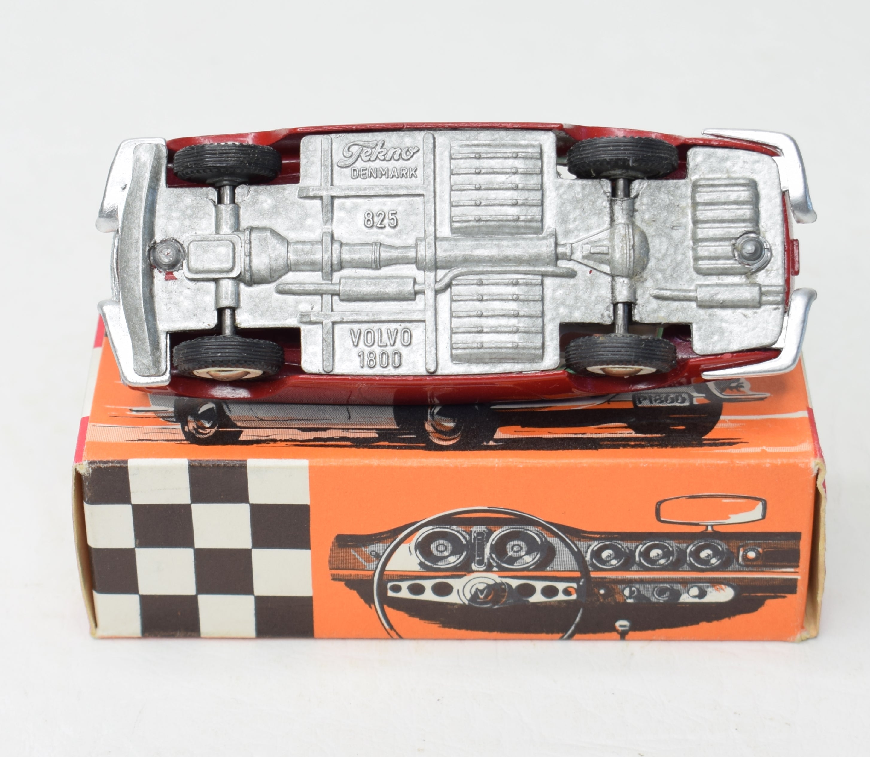TEKNO DENMARK 825 VOLVO P1800 P 1800 WHITE Original 1/43 TEKNO DENMARK 825 VOLVO P1800 P 1800 WHITE Original 1/43