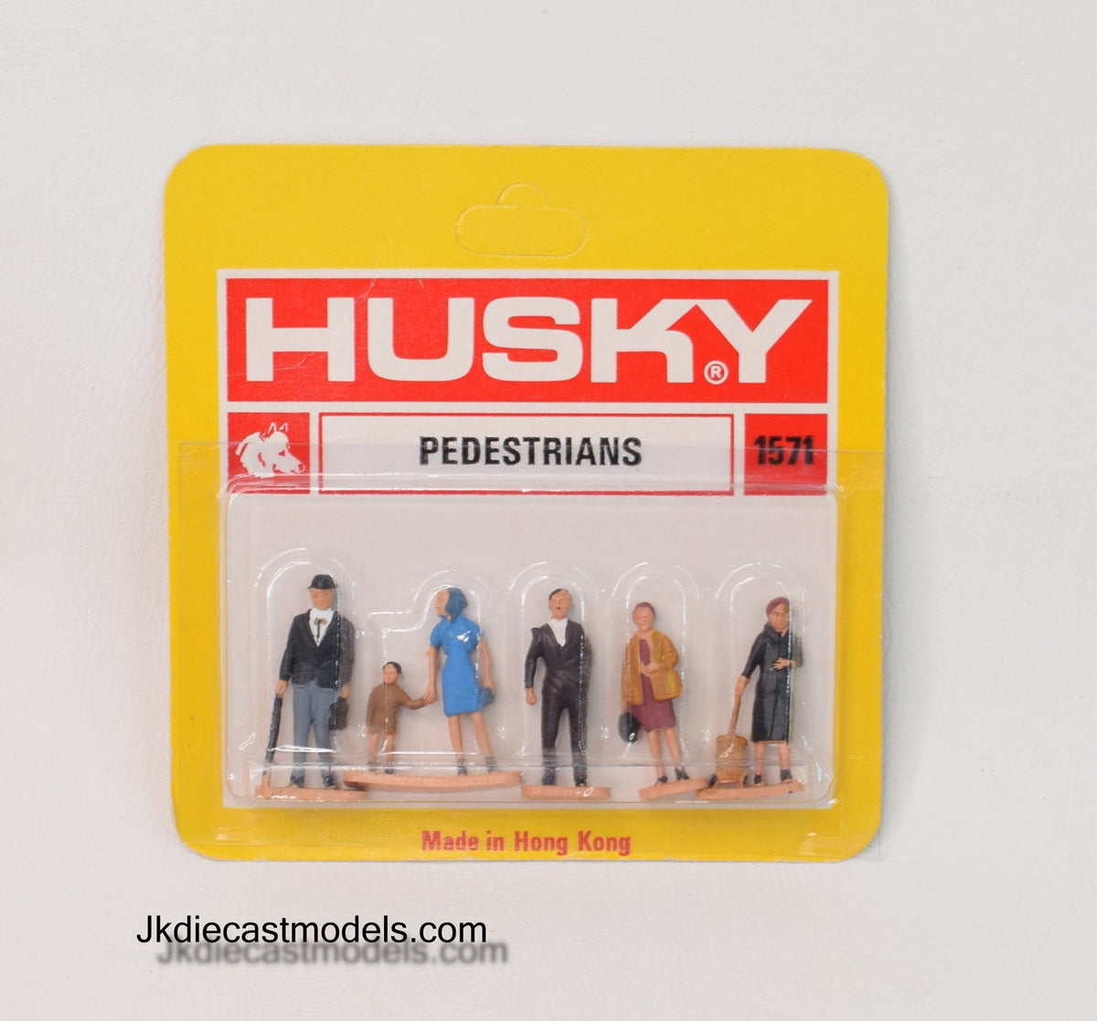 Husky 1571 Pedestrians Mint/Lovely card 'JJP Vancouver' Collection