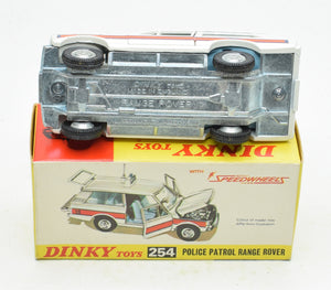 Dinky toys 254 Police Range Rover Mint/Boxed The 'Geneva' Collection