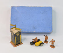 Dinky toys 44 Pre war A.A Hut, Motor Cycle & Guides Very Near Mint/Boxed 'Carlton' Collection