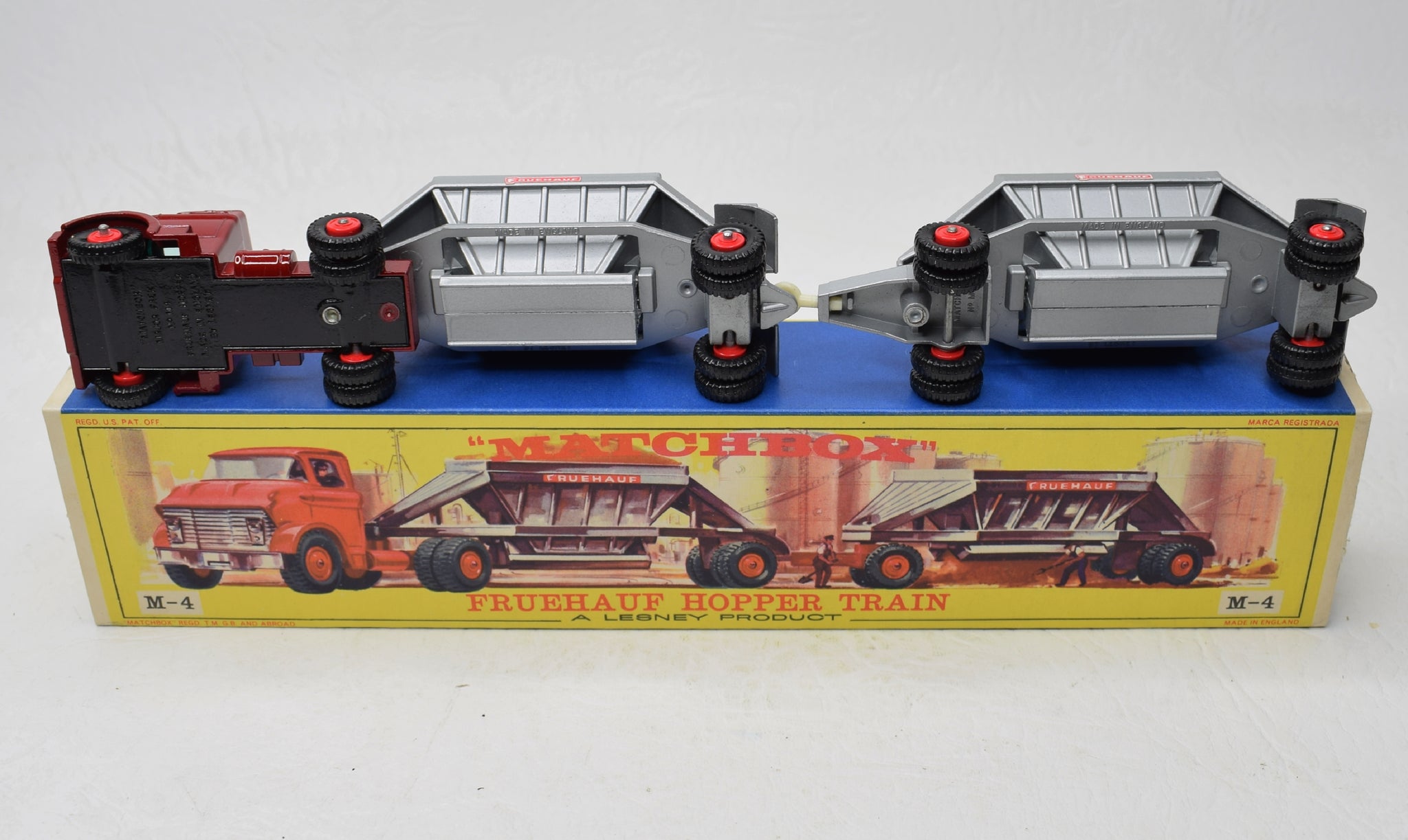 Matchbox King Size M-4 Fruehauf Hopper Train (Old shop stock) – JK DIE-CAST  MODELS