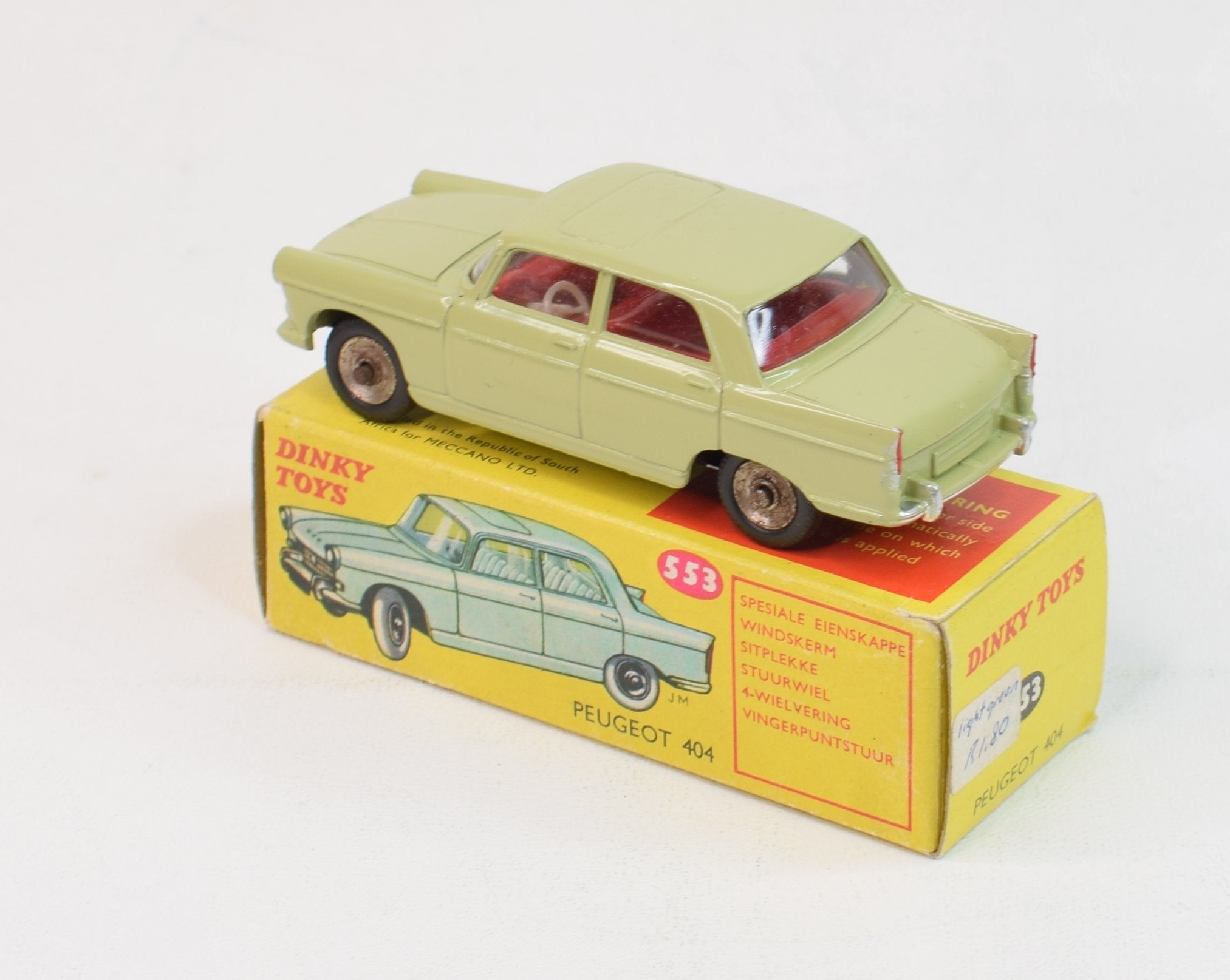 French Dinky Toys 553 Peugeot 404 'South African' Virtually