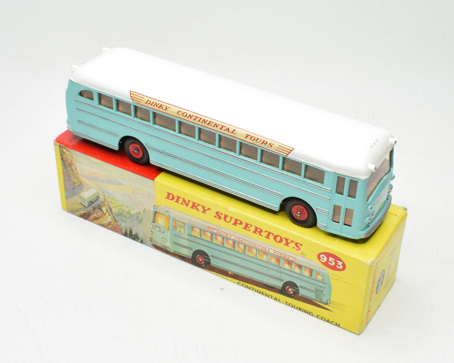 Dinky toys 953 Continental Coach Virtually Mint/Boxed 'Brecon' Collection