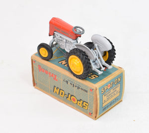 Spot-on 137 Massey-Ferguson Tractor Virtually Mint/Boxed