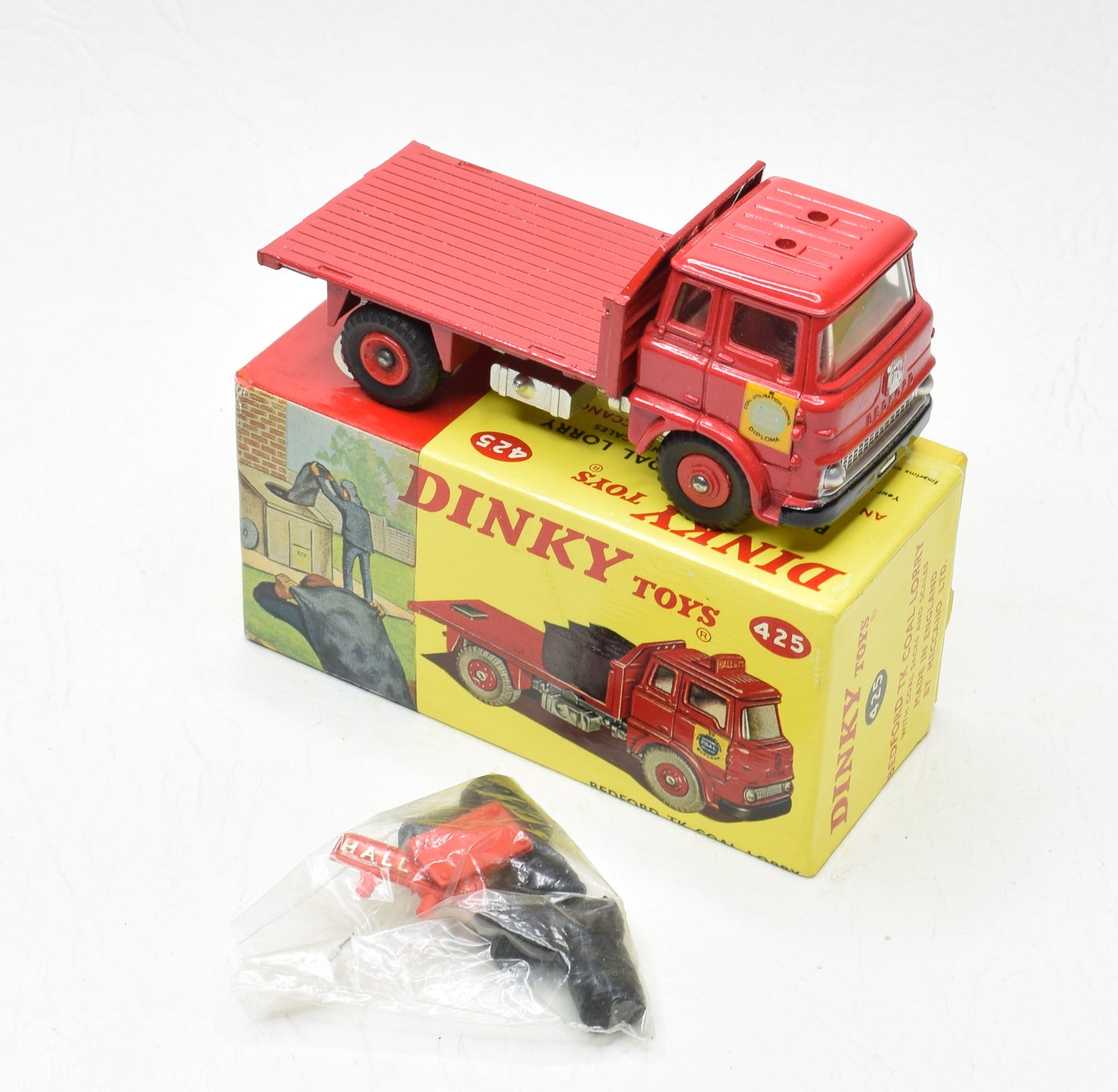 Dinky Toys 425 Bedford TK Coal Truck Virtually Mint/Boxed The 'Valencia' Collection (Red interior)