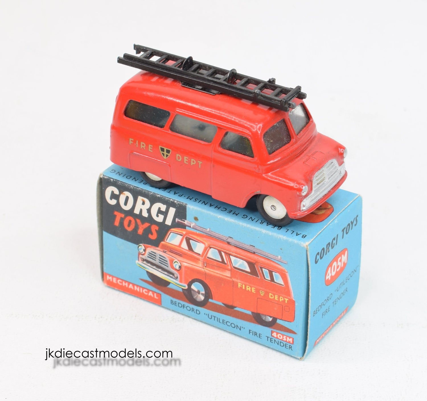 Corgi toys 405m Bedford Fire Tender Virtually Mint/Boxed