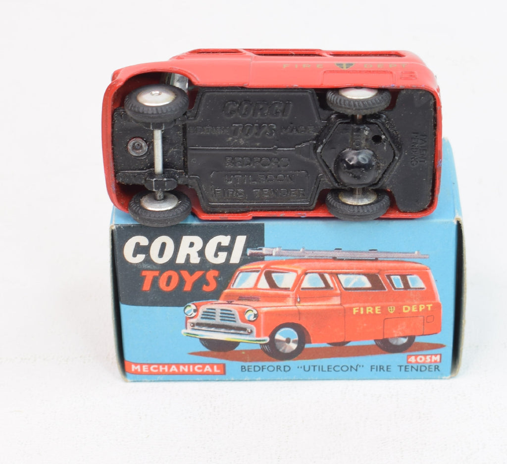 Corgi Toys Bedford C.A van fire dept Corgi Toys Bedford C.A van fire dept