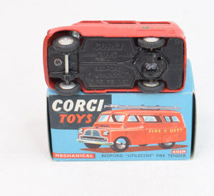 Corgi toys 405m Bedford Fire Tender Virtually Mint/Boxed