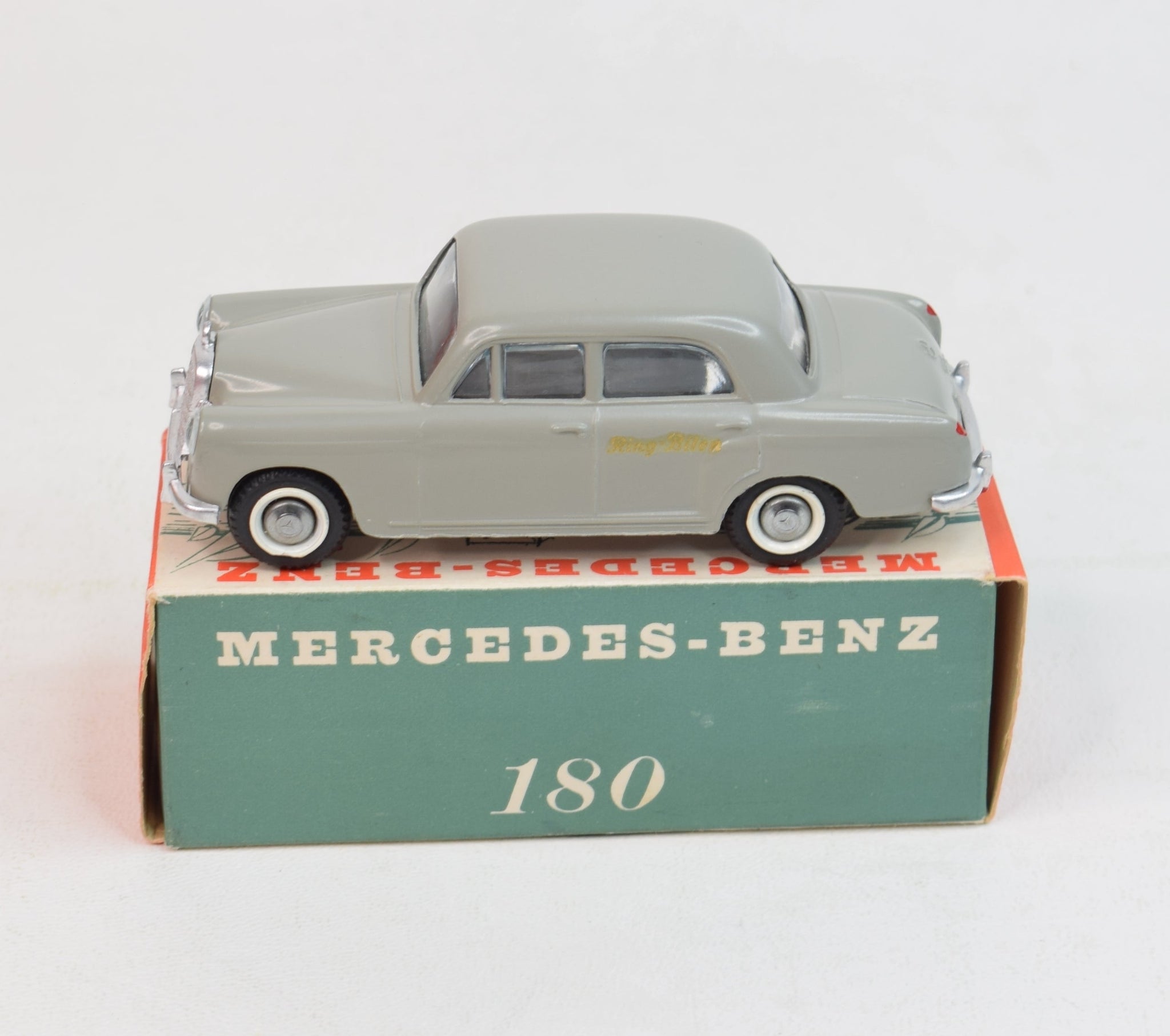 TEKNO NO.723 MERCEDES - BENZ 190 - ミニカー