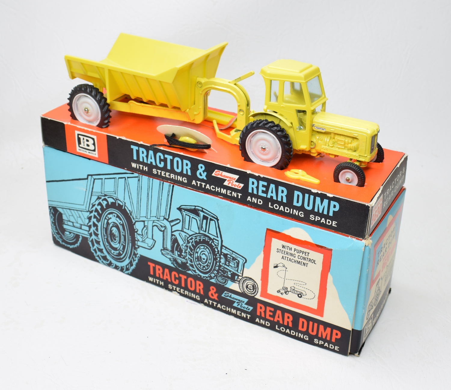 Britain's 9360 Fordson & Rear Dump Near Virtually Mint/Boxed (Rare Yellow Version)