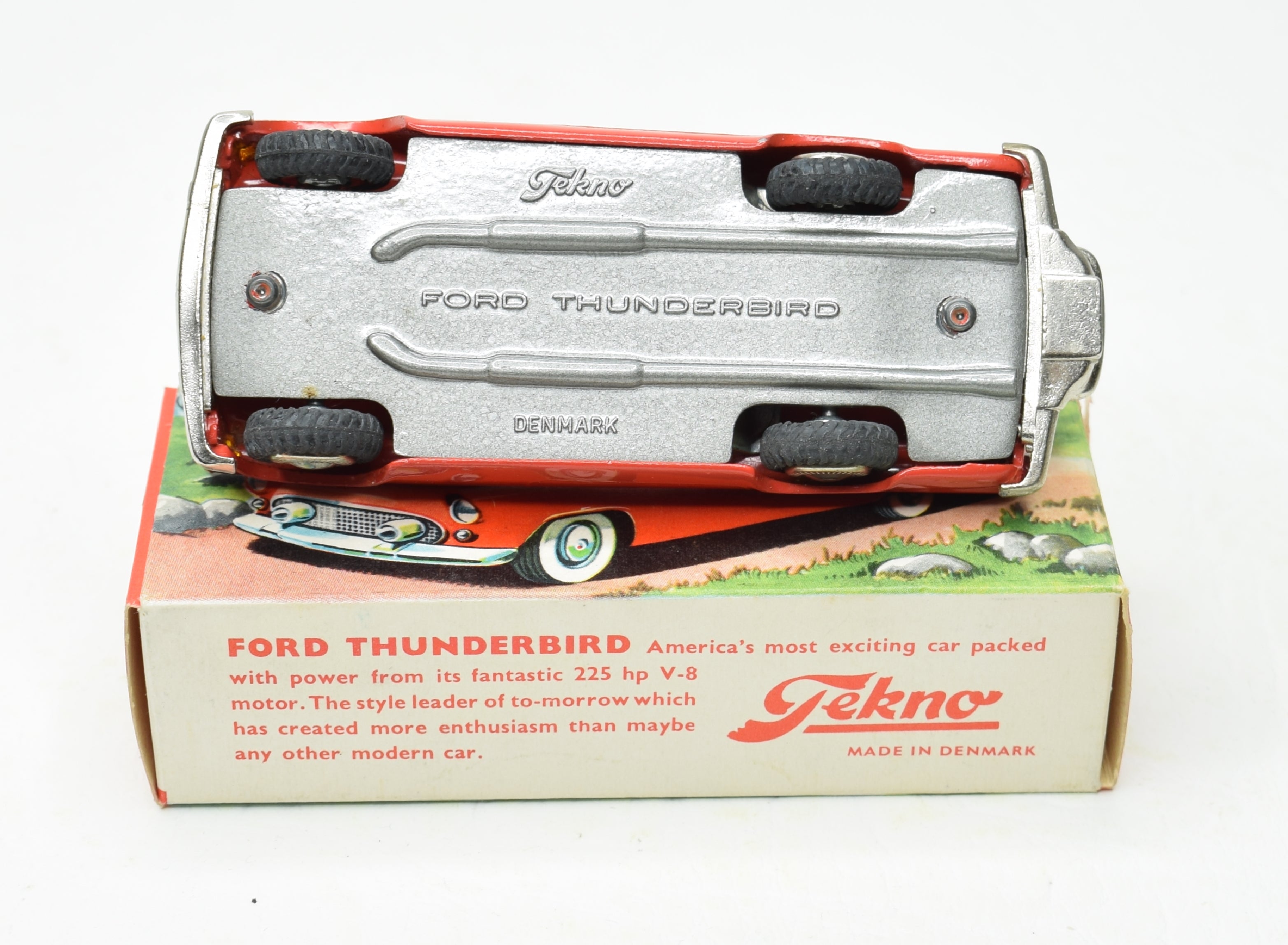 Tekno Ford Thunderbird 1/43 Vintage Die Cast Danemark 809 Tekno Ford Thunderbird 1/43 Vintage Die Cast Danemark 809