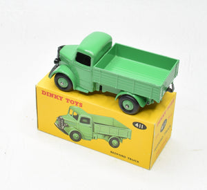 Dinky toys 411 25w Bedford Truck Virtually Mint/Boxed