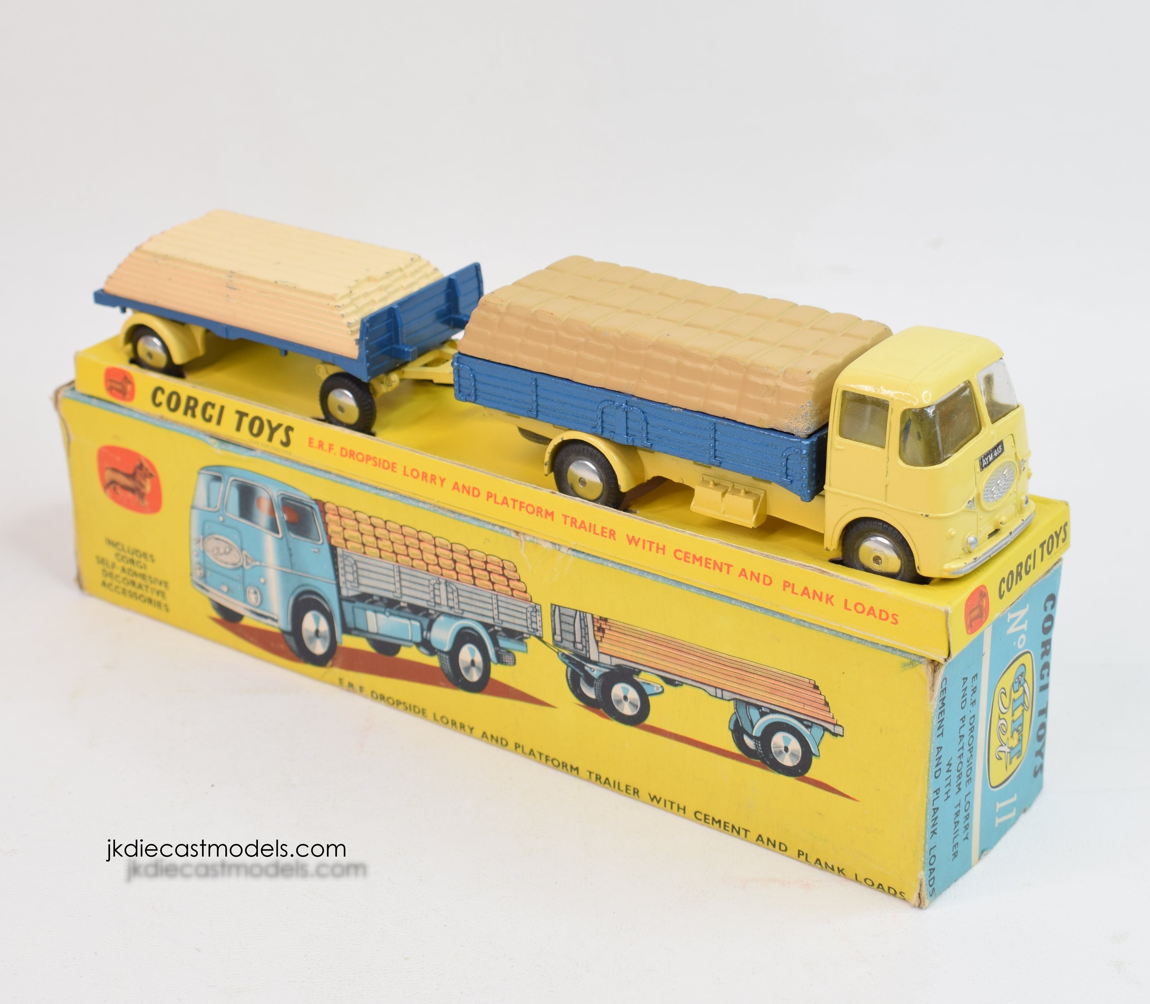 Corgi toys Gift set 11 E.R.F Dropside with Cement & Planks - Very