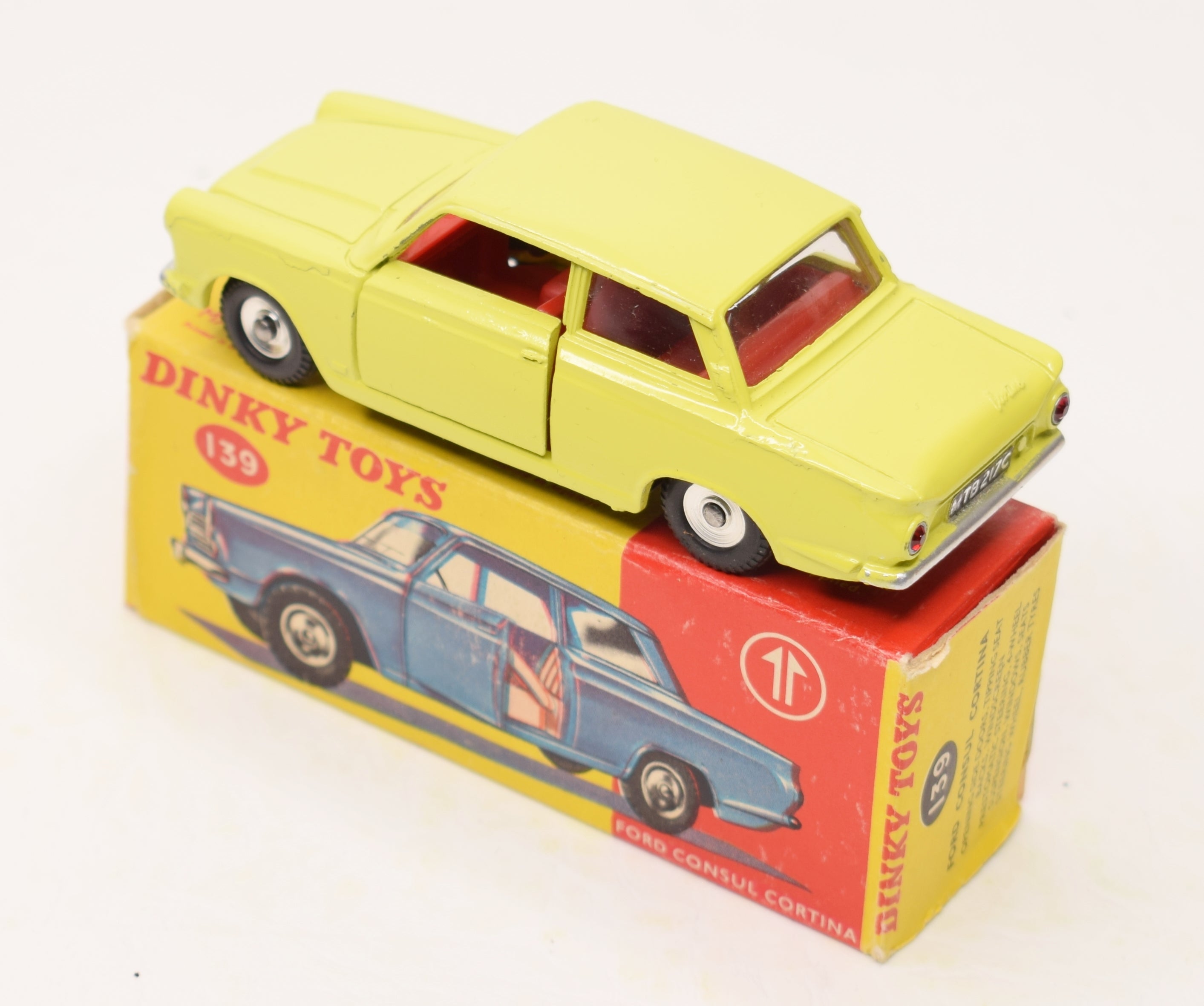 Dinky toys 133/139 Ford Cortina Virtually Mint/Boxed