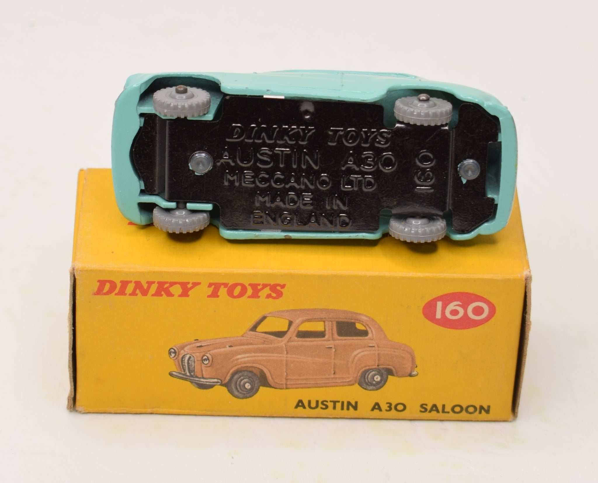Dinky Toys 160 Austin A30 Very Near Mint/Boxed 'Cotswold
