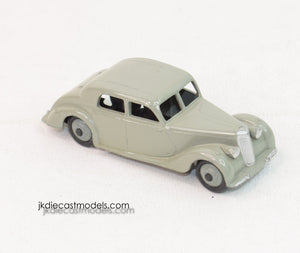 Dinky toy 40a Riley Saloon Virtually Mint