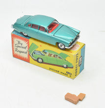 Corgi toys 238 Mark X Jaguar Very Near Mint/Boxed  (New The 'Ashdown' Collection)