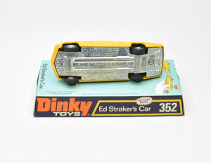 Dinky toys 352 Ed Streaker Car Very Near Mint/Boxed 'The Lane' Collection