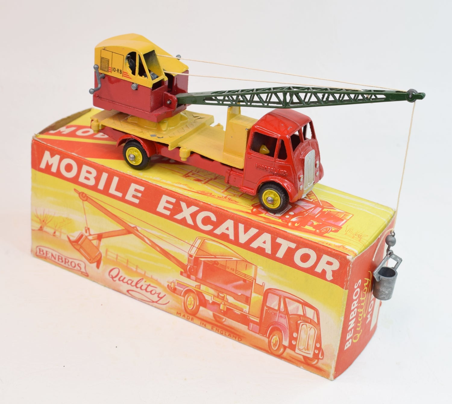 Benbros Qualitoy Sunderland Truck Mobile Crane Very Near Mint/Boxed The 'Heritage' Collection