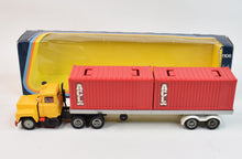 Corgi toys 1106 Mack Container Truck Virtually Mint/Boxed (Silver trailer)