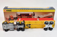 Corgi toys 1106 Mack Container Truck Virtually Mint/Boxed (Yellow trailer)