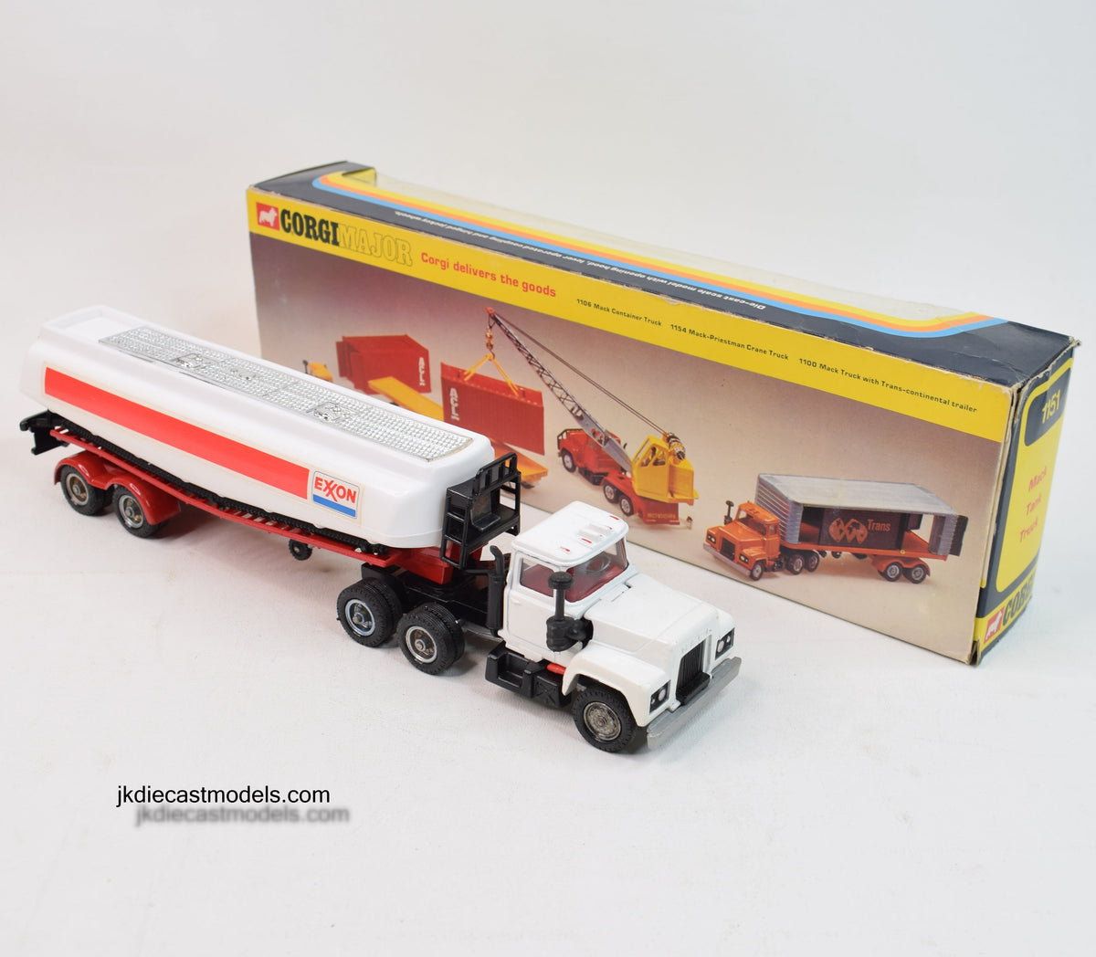 Corgi toys 1151 Mack Tank Truck 'EXXON' Virtually Mint/Boxed